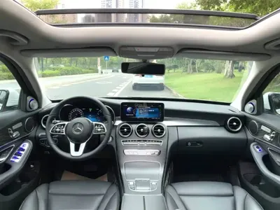 Mercedes-Benz C-Class 2019, 76000 км, за 126800 CNY