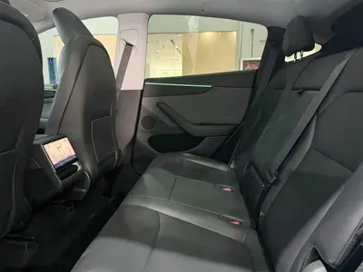 Tesla Model Y 2025, 27200 км, за 218500 CNY - фото 11