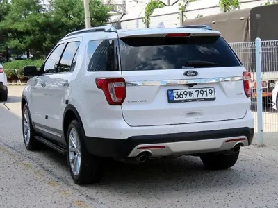 Ford Explorer 2017, 116577 км, за 12500000 KRW