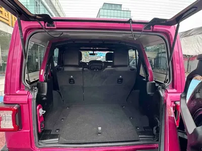 Jeep Wrangler 2024, 55000 км, за 232600 CNY - фото 8