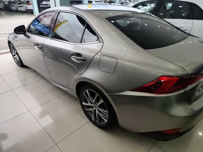Lexus IS 2017, 131100 км, за 163790.27 CNY