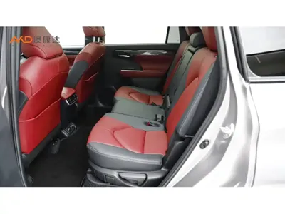 Toyota Crown Kluger 2022, 53000 км, за 208000 CNY - фото 7