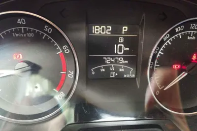 Skoda Rapid Spaceback 2016, 72400 км, за 26872.57 CNY - фото 12