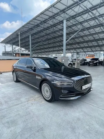 Genesis G90 2020, 130800 км, за 28400000 KRW