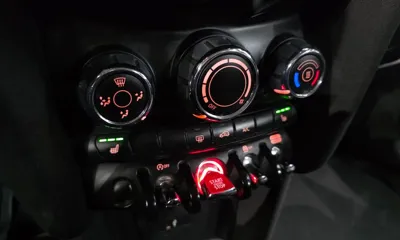 MINI Cooper 2019, 154217 км, за 7800000 KRW - фото 16