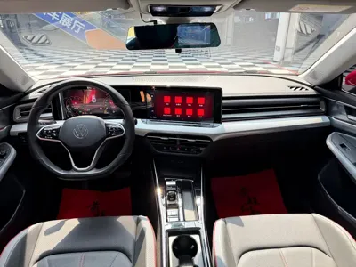 Volkswagen Lamando 2023, 10200 км, за 123800 CNY - фото 15