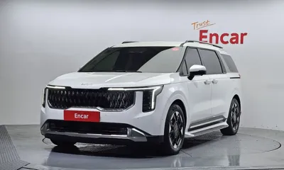 Kia Canival · 2025 год
