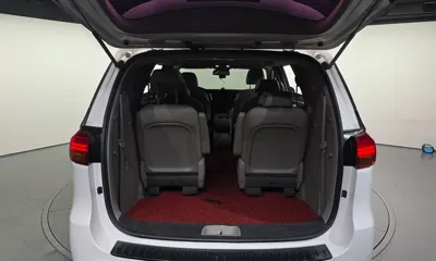 Kia Canival 2018, 111322 км, за 9450000 KRW - фото 20
