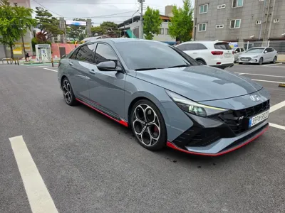 Hyundai Avante 2022, 61000 км, за 20490000 KRW