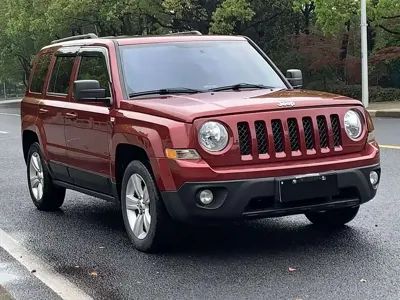 Jeep Patriot 2014, 98000 км, за 19800 CNY