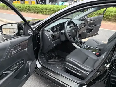 Honda Accord 2016, 120000 км, за 71800 CNY - фото 28