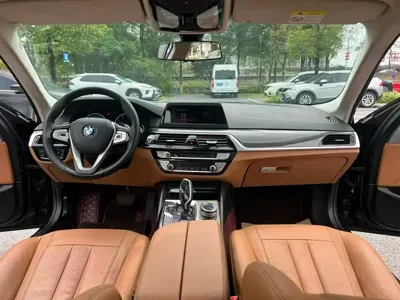 BMW 5 Series 2018, 140000 км, за 108800 CNY - фото 5