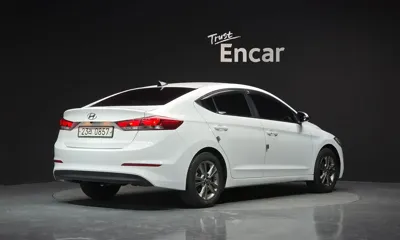 Hyundai Avante 2016, 123402 км, за 8900000 KRW