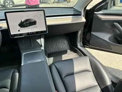 Tesla Model 3 2023, 36000 км, за 114200 CNY - фото 6
