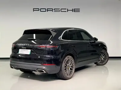 Porsche Cayenne Hybrid 2022, 65000 км, за 380000 CNY - фото 19