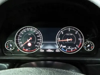 BMW 5-Series 2014, 176500 км, за 8900000 KRW - фото 8