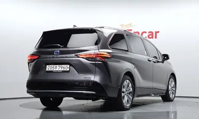 Toyota Sienna 2023, 37338 км, за 49590000 KRW