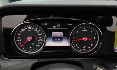 Mercedes-Benz E-Class 2017, 139120 км, за 17900000 KRW - фото 8