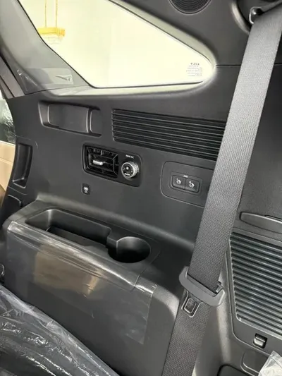 Kia Sorento 2026, 4 км, за 99990000 KRW - фото 19