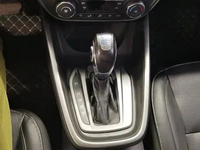 Ford Escort 2017, 120000 км, за 29000 CNY - фото 16