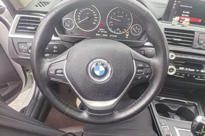 BMW 3 Series 2019, 90100 км, за 104514.28 CNY - фото 13