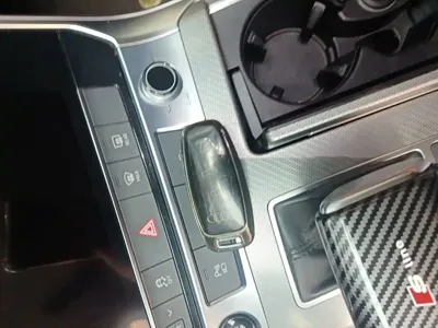 Audi A6L 2021, 82200 км, за 181600 CNY - фото 9