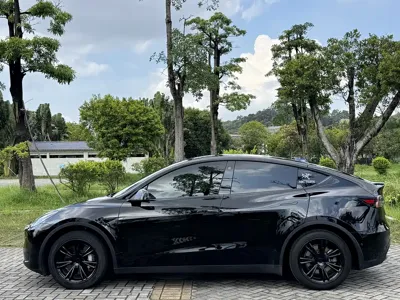 Tesla Model Y 2023, 46000 км, за 145800 CNY - фото 7