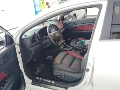 Hyundai Elantra 2016, 128200 км, за 25000 CNY - фото 9