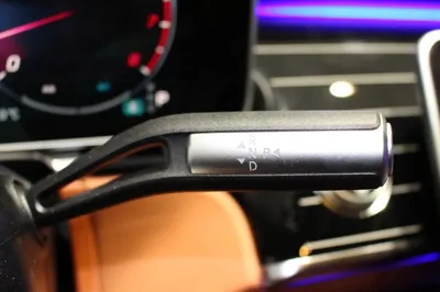 Mercedes-Benz S-Class 2025, 3678 км, за 170000000 KRW - фото 9