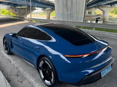 Porsche Taycan 2025, 18500 км, за 144000000 KRW
