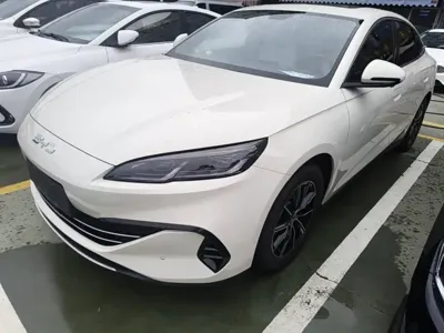 BYD 海豹06 · 2025 год
