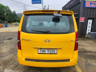 Hyundai Starex 2017, 92000 км, за 10900000 KRW