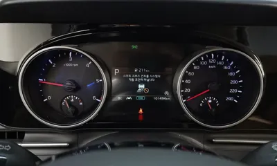 Kia Canival 2022, 101494 км, за 25300000 KRW - фото 8