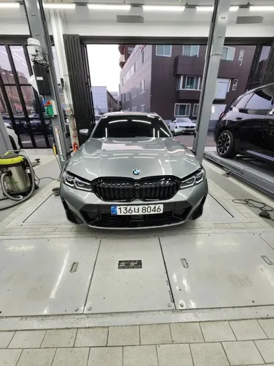 BMW 3-Series · 2026 год