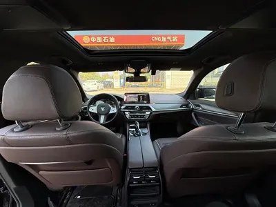 BMW 5 Series 2023, 80000 км, за 208800 CNY - фото 21