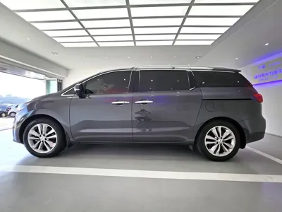 Kia Canival 2018, 91000 км, за 9900000 KRW - фото 4