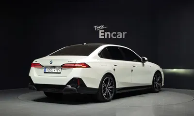 BMW 5-Series 2024, 45768 км, за 59500000 KRW