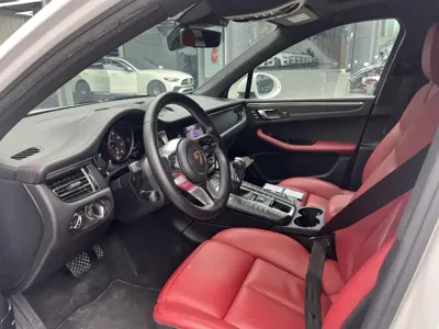 Porsche Macan 2019, 60000 км, за 146600 CNY
