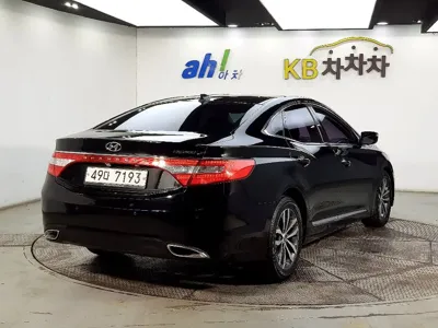 Hyundai Grandeur 2012, 97220 км, за 4900000 KRW