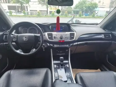 Honda Accord 2017, 141400 км, за 64100 CNY - фото 10