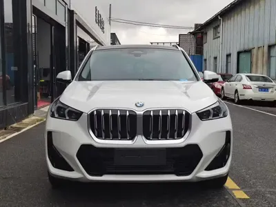 BMW X1 2024, 8600 км, за 159800 CNY