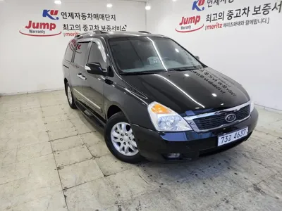 Kia Canival · 2012 год