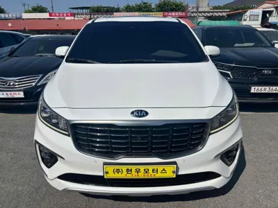 Kia Canival 2019, 130000 км, за 15800000 KRW