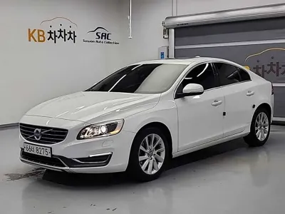Volvo S60 · 2014 год