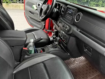 Jeep Wrangler 2020, 150000 км, за 199000 CNY - фото 6