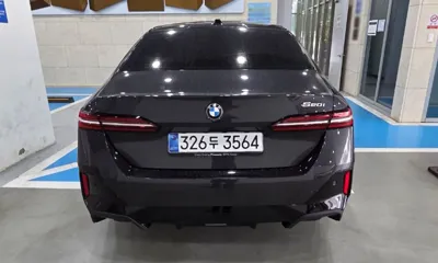 BMW 5-Series 2025, 8745 км, за 68000000 KRW - фото 6