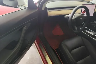 Tesla Model 3 2019, 75800 км, за 109535.68 CNY - фото 28