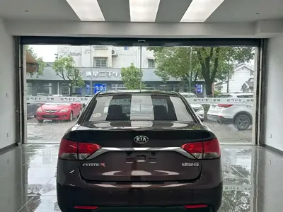 Kia Forte 2014, 96000 км, за 16800 CNY - фото 8
