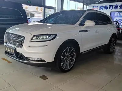 Lincoln Nautilus · 2021 год