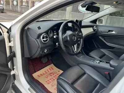 Mercedes-Benz GLA 2016, 58000 км, за 28000 CNY - фото 8